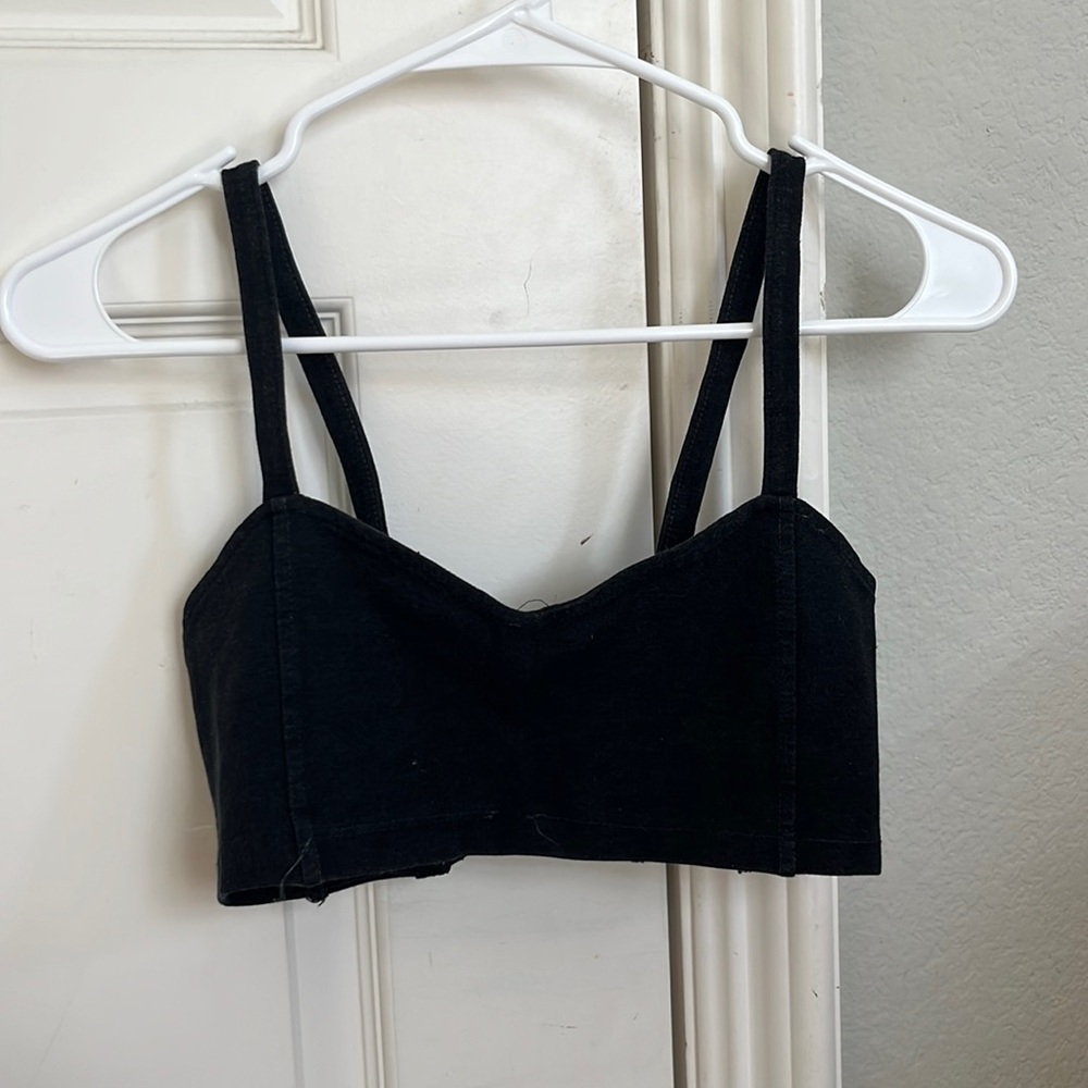 brandy melville black top, ONE SIZE FITS ALL